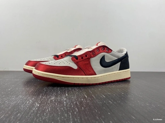 Rep x Away Air Room Low Trophy Jordan 1 OG FN0432-100 0819
